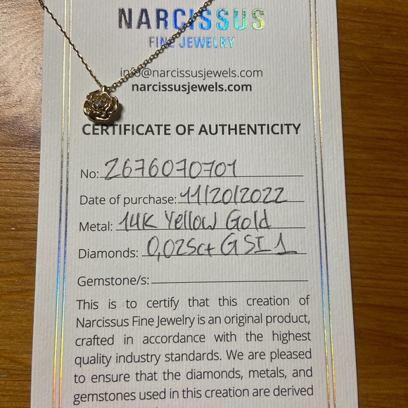 14k solid gold rose necklace with diamond accent - Picture 2 of 4